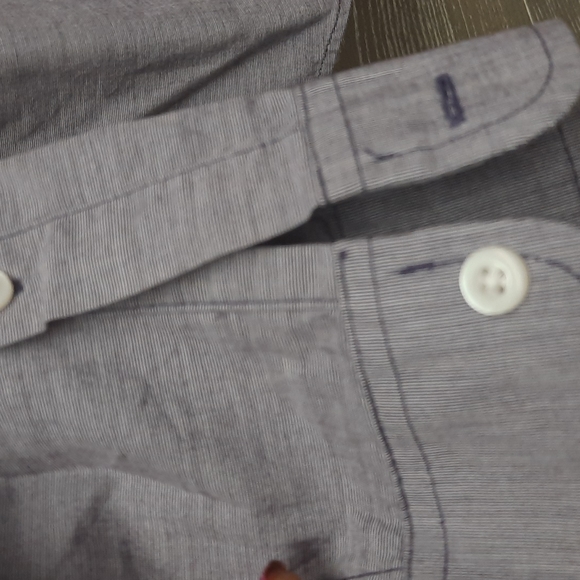 Eddie Bauer classic fit men's dress shirt size large - Picture 2 of 6